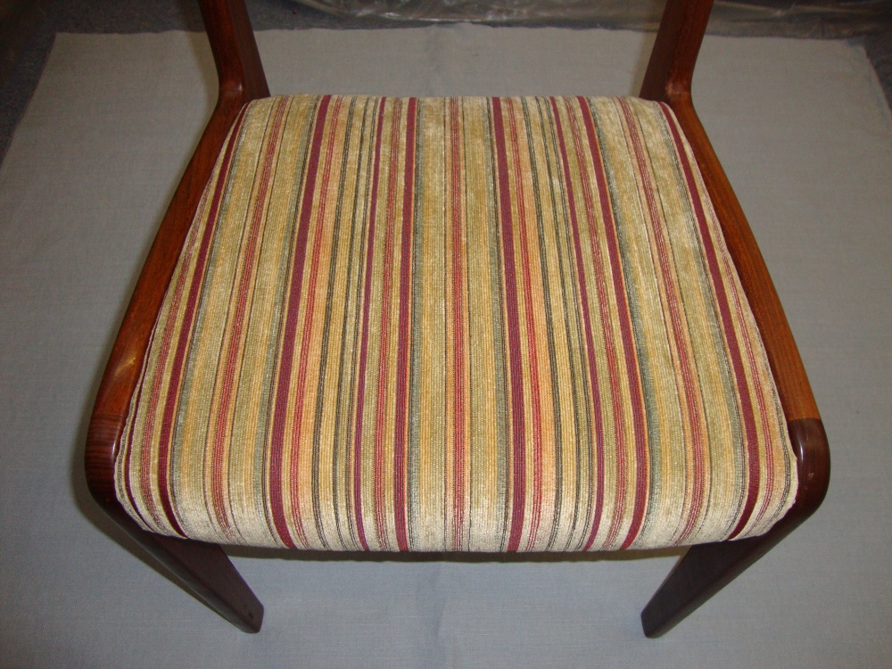 Dining Chair Re Upholstery Service P, How To Recover A Chair Seat Pad